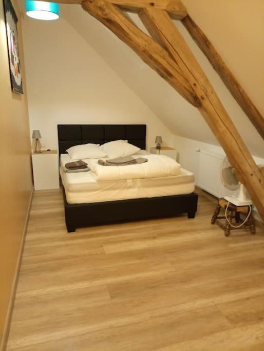 Villa Longere Berrichonne, Calme Absolu, 13 Personnes à Saint-Pierre-les-Etieux Extérieur photo